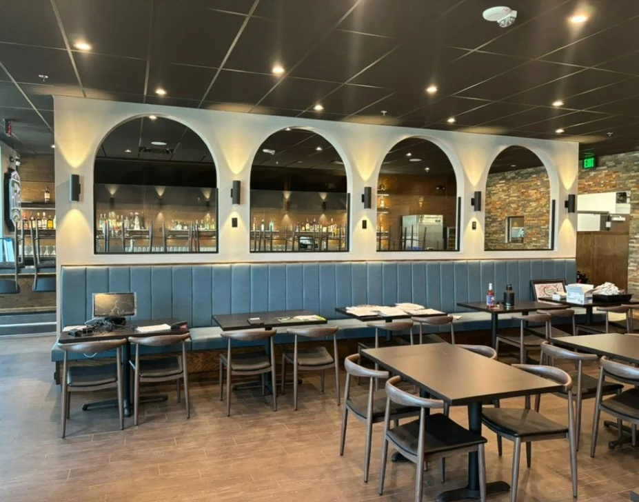 19th Hole Bar & Grill at Belcourt Village