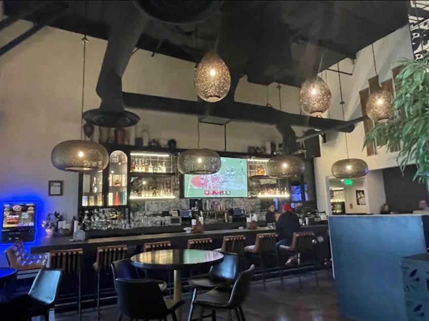 Qué Pasa Mexican Sports & Cocina